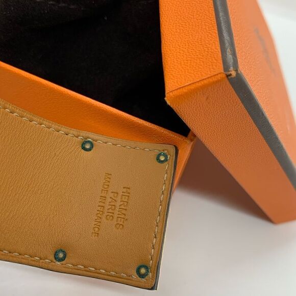 HERMÈS Black Leather & Rose Gold Hardware Bracelet - Picture 9 of 11